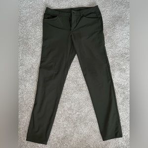 Lululemon ABC Classic-Fit Pant 33”